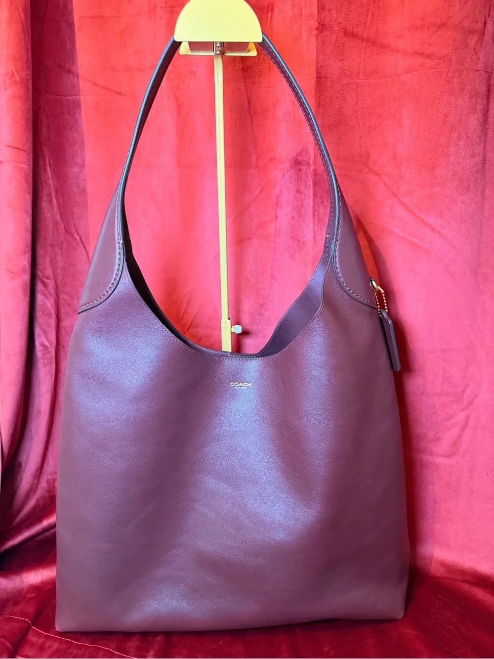COACH Brooklyn 39 in Merlot